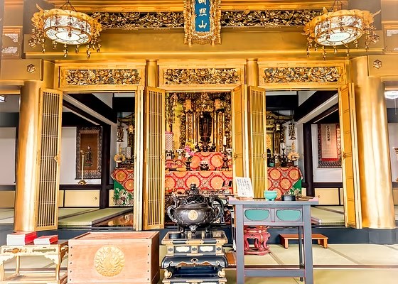 西光寺の本堂